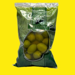 Оливки гіганти з кісточкою в розсолі   Вітторія  плівка 850г